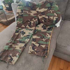 Propper Men's Green and Brown Cargo Pants